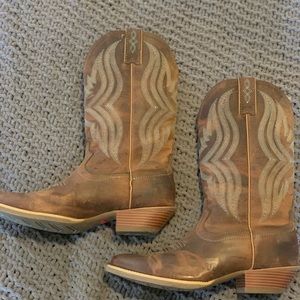 Quinlan Justin Boots-size 10